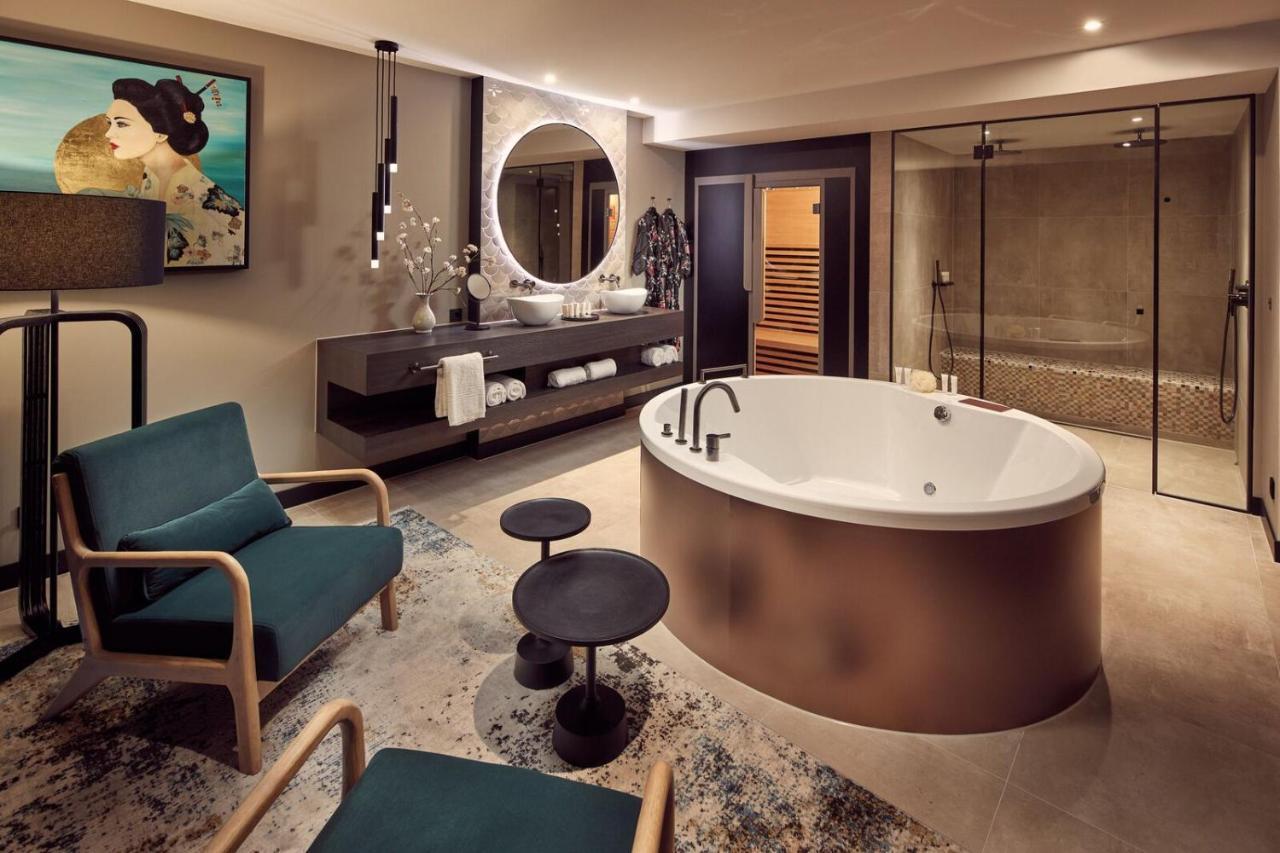 Hotel Der Valk 4*
